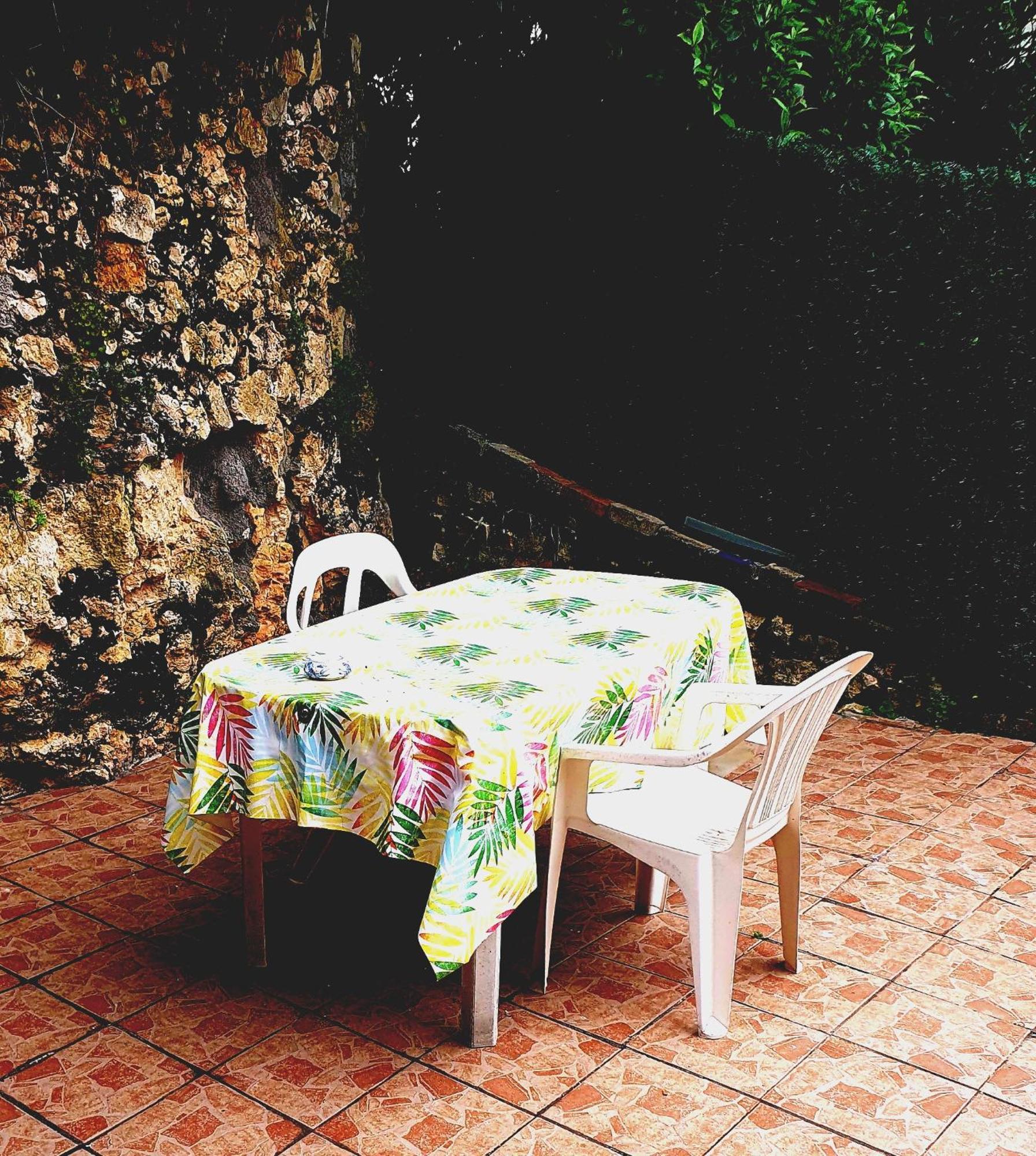 Bed And Breakfast Les Roses Multicolores Du 47 Fumel Dış mekan fotoğraf