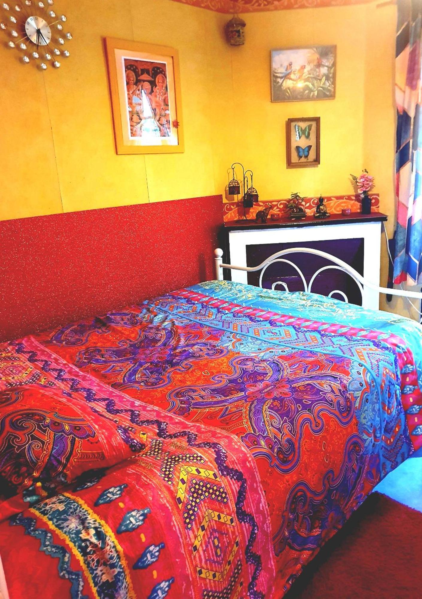 Bed And Breakfast Les Roses Multicolores Du 47 Fumel Dış mekan fotoğraf
